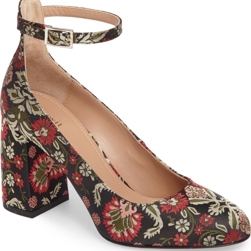 Nordstrom’s Lewit Brocade Heels NEW